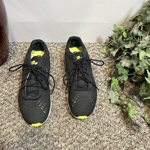 New Balance 773 Black Green Athletic Shoes Sneakers Size 7.5 B